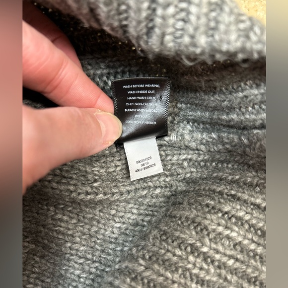 Vera Wang Women's Gray Cable Knit Turtleneck Sweater - Picture 10 of 12